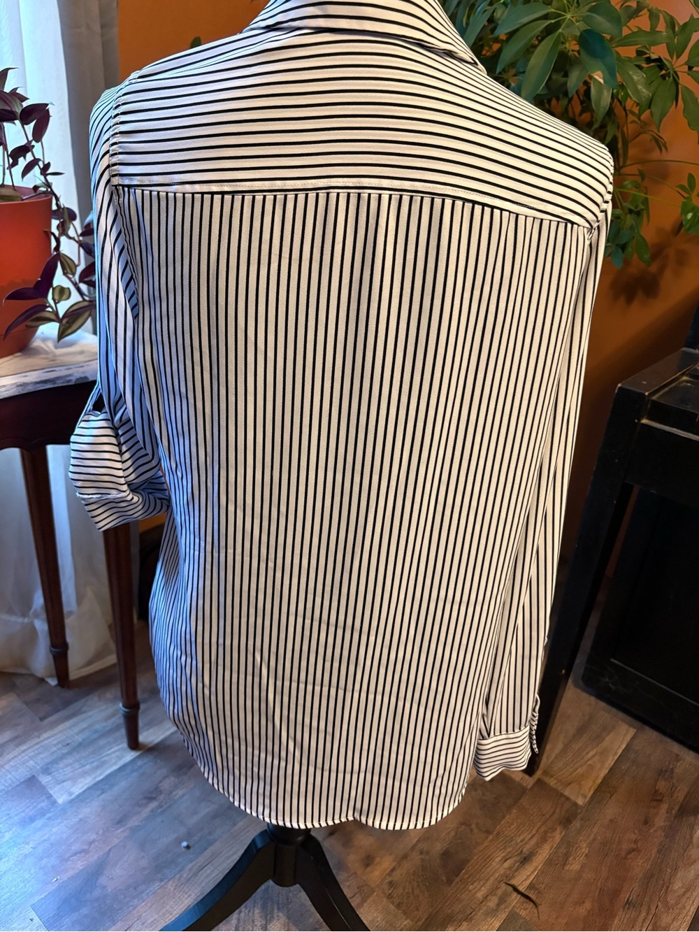Express Black & White Striped Button-Down Blouse - Picture 7 of 12